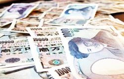 Le yen s’envole après la victoire du PDJ